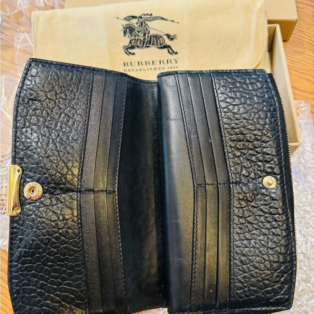 Burberry Original Authentic Wallet Pre-Loved - Picture 6 of 14